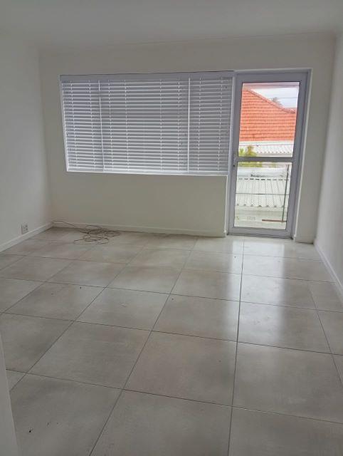 To Let 1 Bedroom Property for Rent in Fish Hoek Western Cape